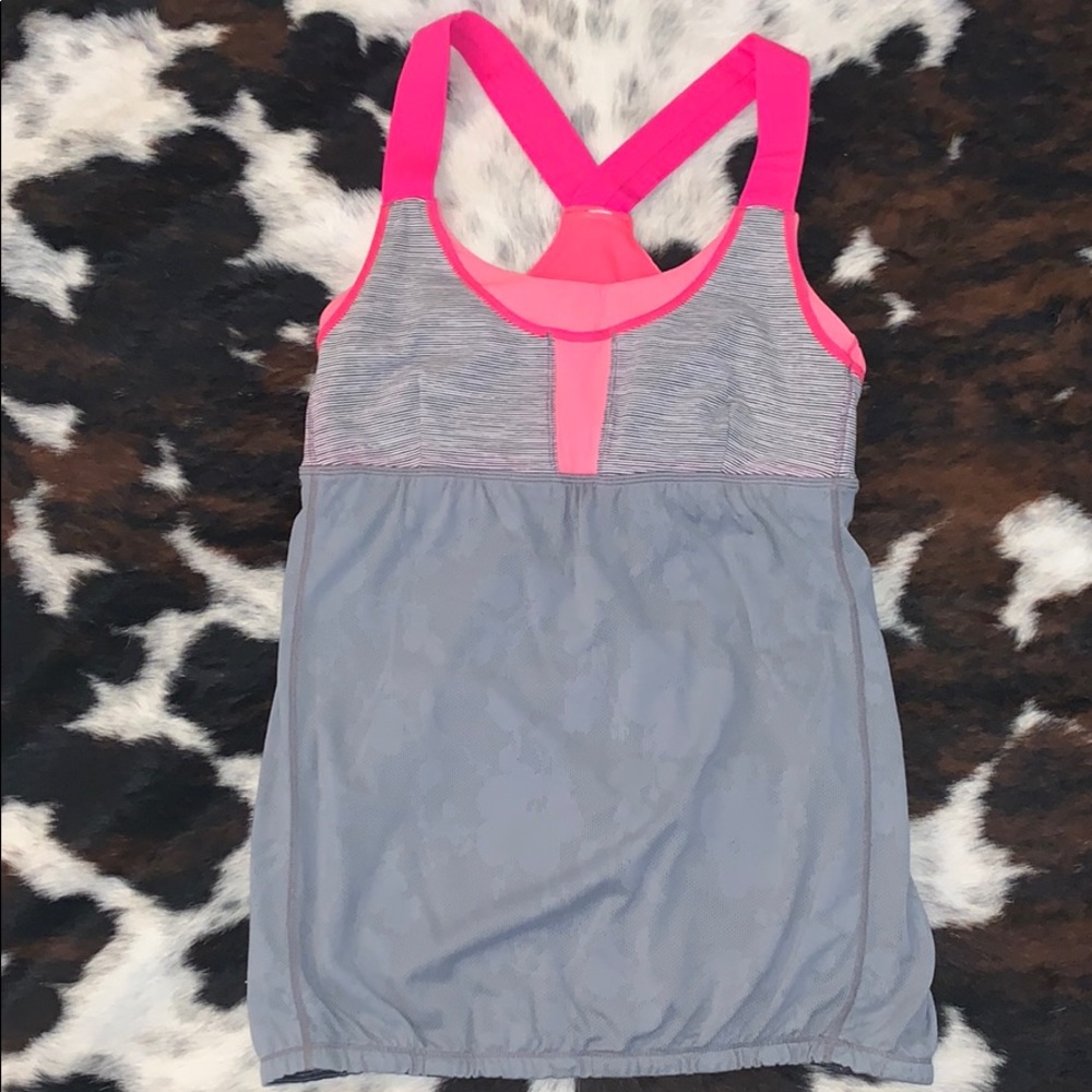 Lululemon top